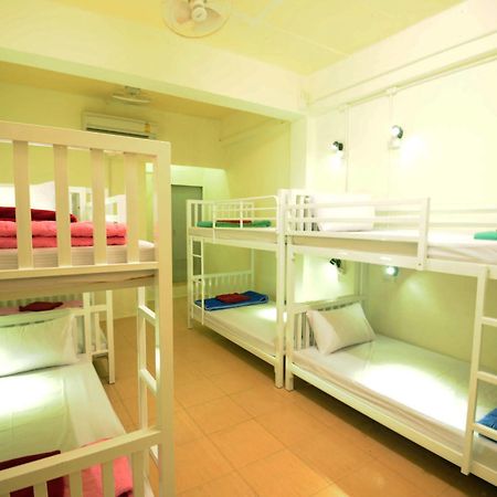 Phi Phi Bucket Hostel מראה חיצוני תמונה