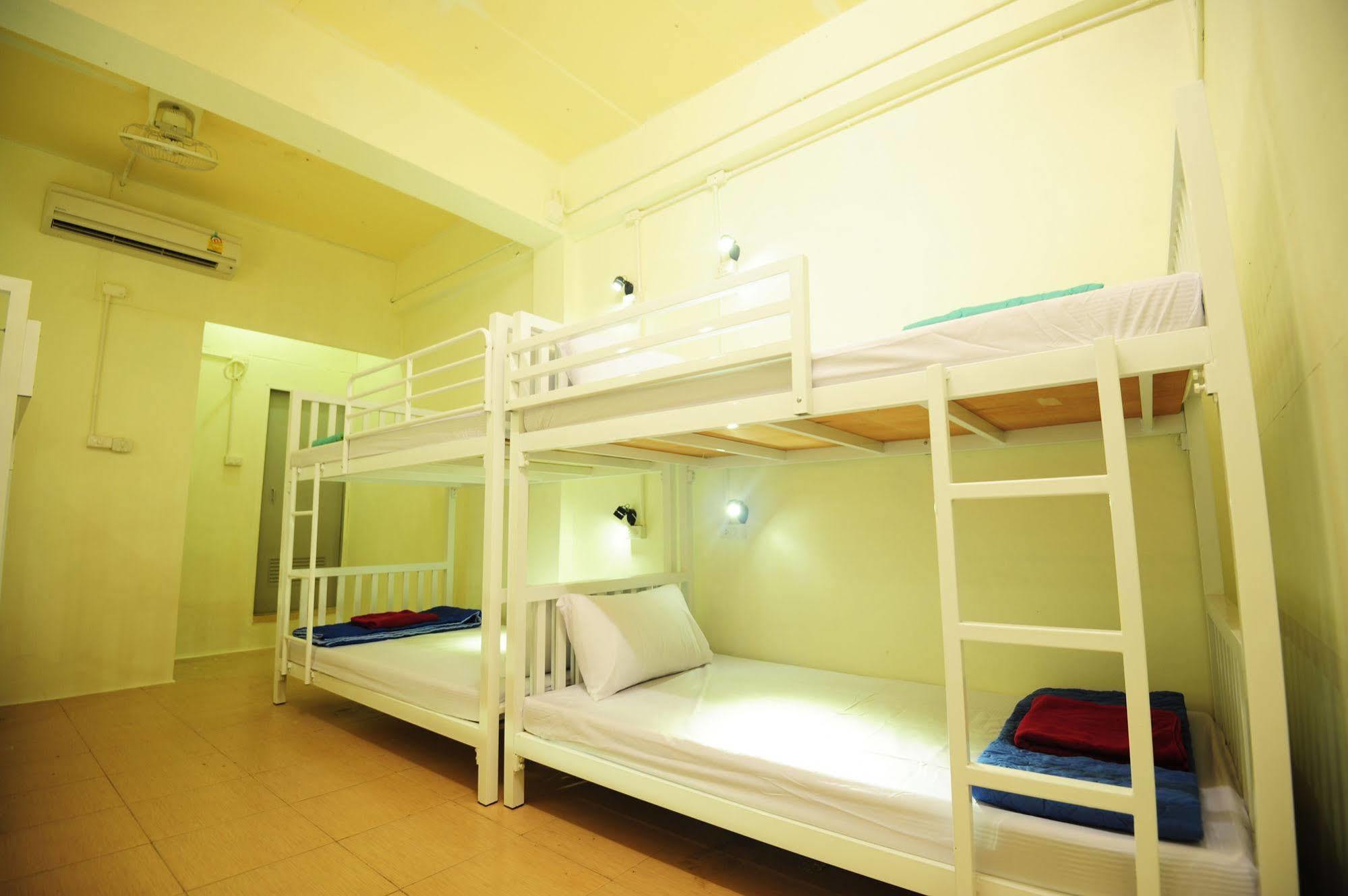Phi Phi Bucket Hostel מראה חיצוני תמונה